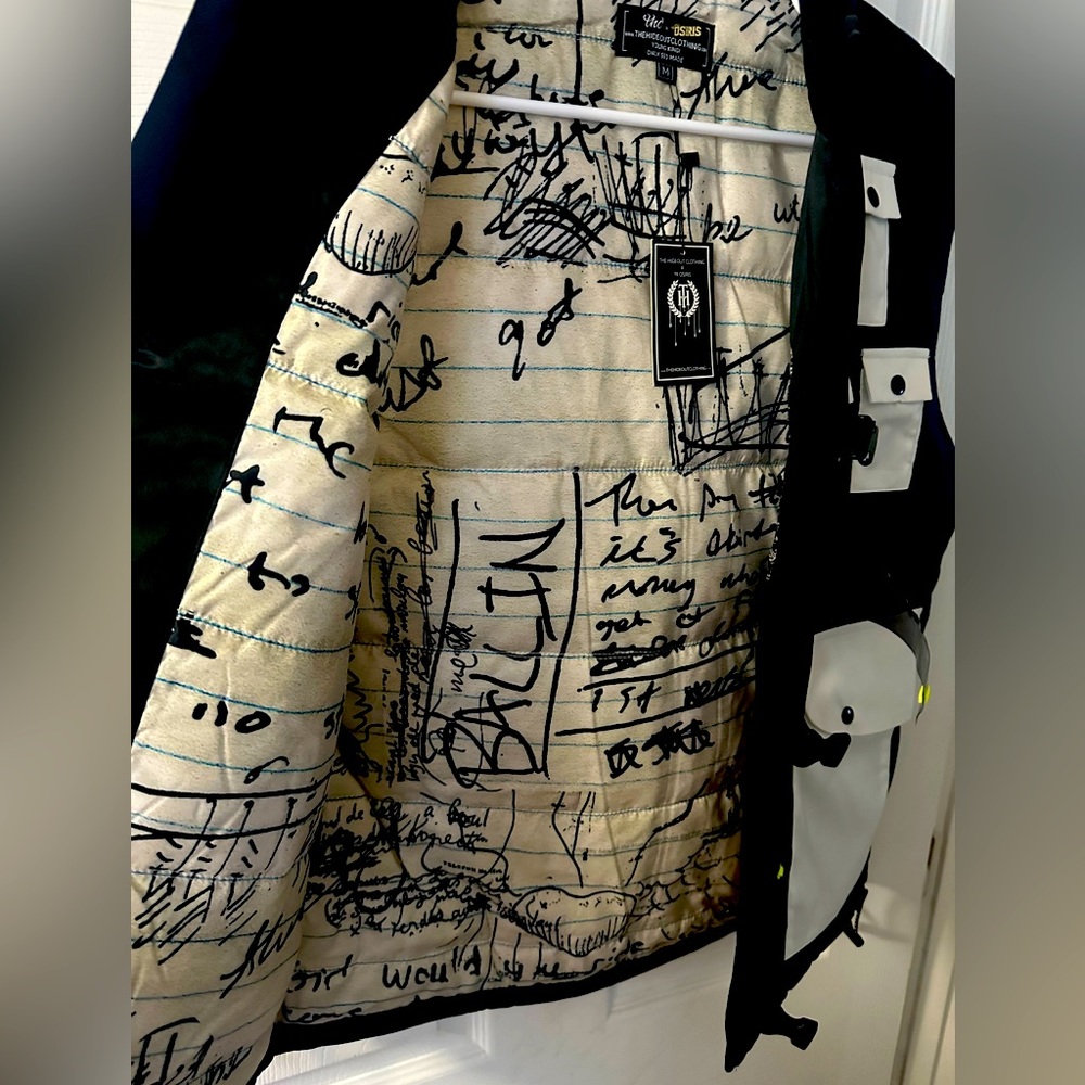young king vest